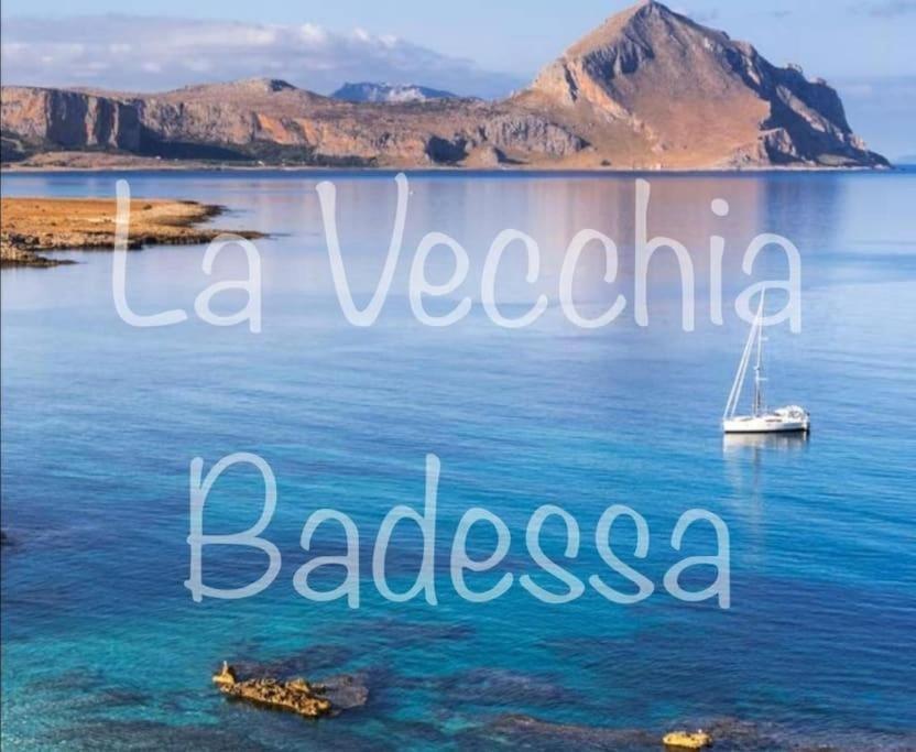 La Vecchia Badessa A Due Passi Dal Mare Macari Exterior foto