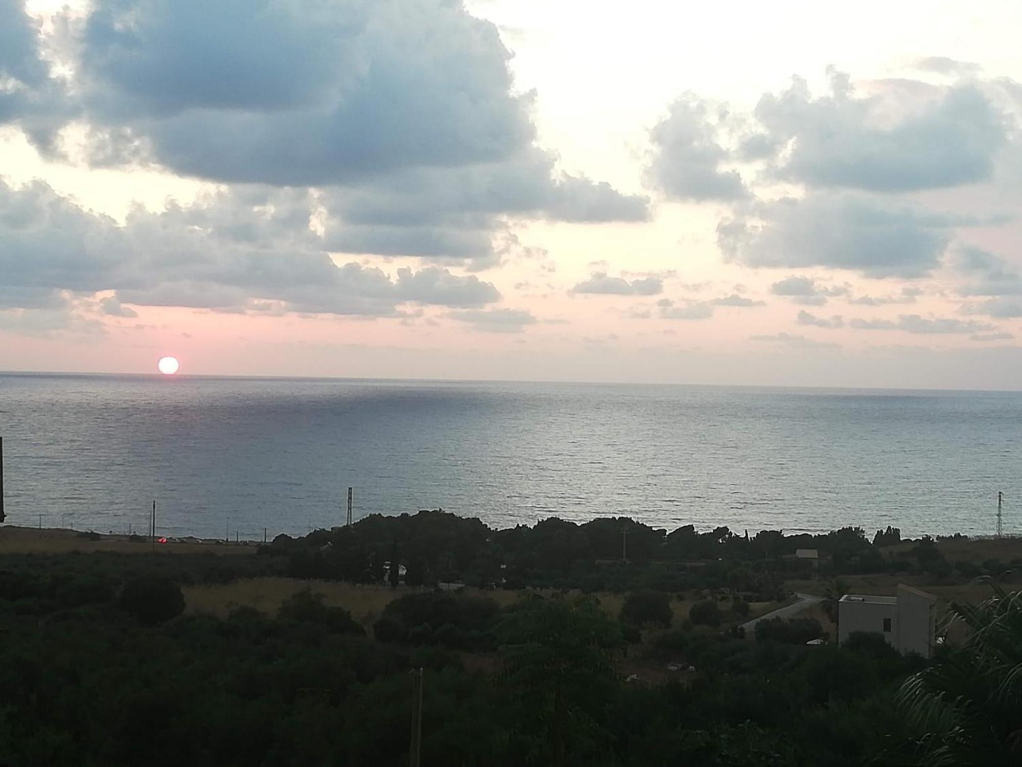 La Vecchia Badessa A Due Passi Dal Mare Macari Exterior foto